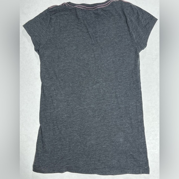 University of Pink Tshirt size medium - Picture 3 of 4